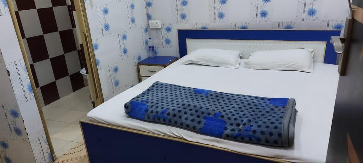 אמריצר Mj Chawla Homestay Double Bed Attached Bathroom Room מראה חיצוני תמונה