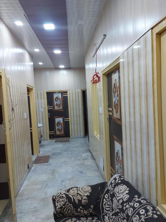 אמריצר Mj Chawla Homestay Double Bed Attached Bathroom Room מראה חיצוני תמונה