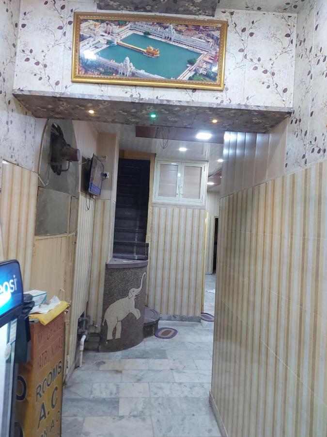 אמריצר Mj Chawla Homestay Double Bed Attached Bathroom Room מראה חיצוני תמונה
